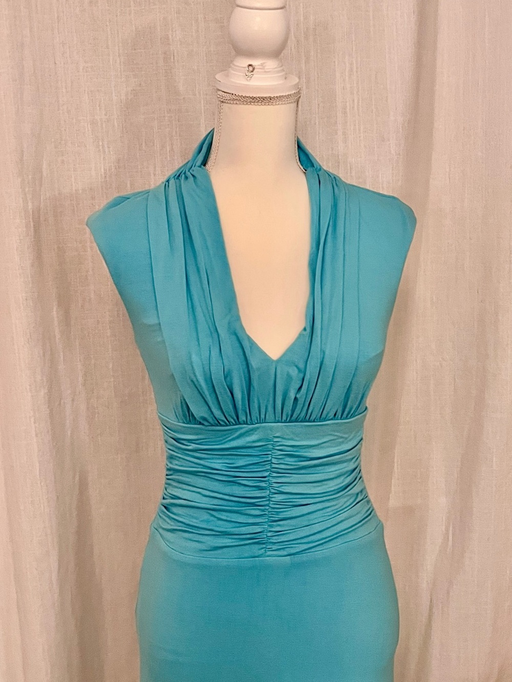 Sleeveless V-Neck Turquoise Ruched Waist Evening Dress